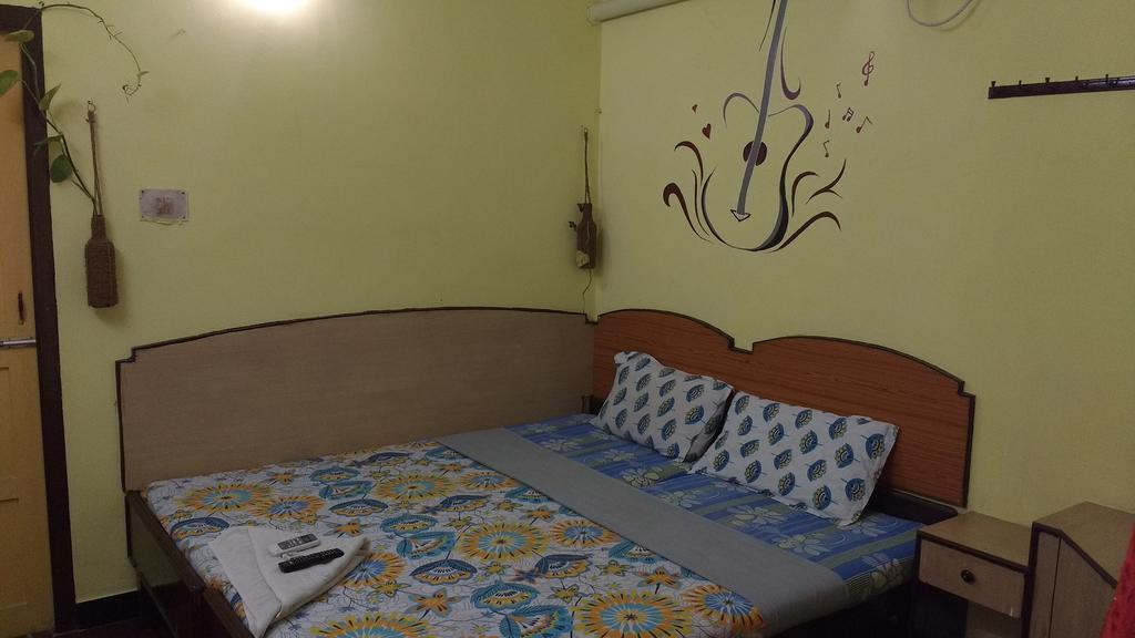Silver Moon Guest House Mahabalipuram Luaran gambar